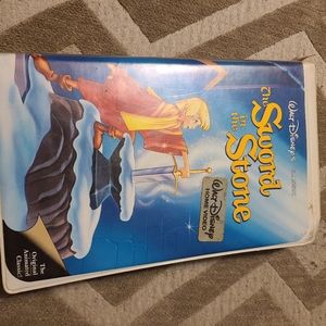 Walt disney diamond collection sword in the stone